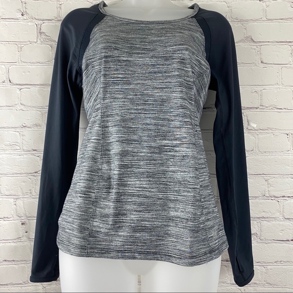 Forever 21 long sleeve tee shirt size s